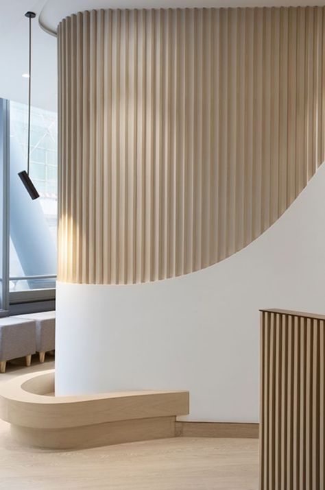 Fluted Curved Wall, Curved Wall Design Ideas, Elevated Wall Design, Wood Slat Wall Commercial Design, Curved Panel Wall, Arched Slat Wall, Curved Accent Wall, Commercial Wall Design, Curve Wall Design