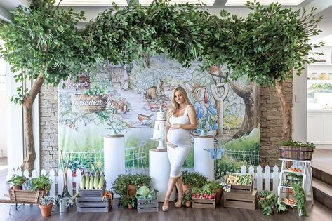 Peter Rabbit Baby Shower – ohitsperfect Garden High Tea, Peter Rabbit Garden, Baby Shower Ideas Girl, High Tea Baby Shower, Flamingo Balloons, Easter Baby Shower, Peter Rabbit Birthday, Peter Rabbit Party, Rabbit Garden