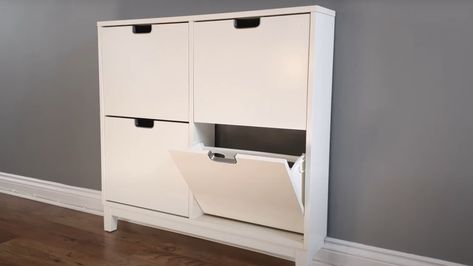 TikTok Proves The IKEA STALL Is The Perfect Slim Solution For Bathroom Storage - House Digest Stall Hack Ikea, Ikea Stall Hacks, Ikea Stall, Ikea Bath, Small Bathroom Shelves, Clever Bathroom Storage, Toilet Shelves, Narrow Shelves, Clever Organizer