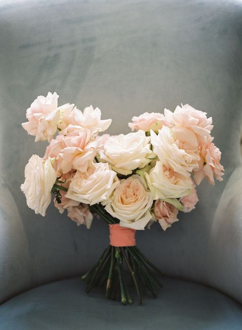 29 blush pink wedding bouquets for the fine art bride Italy Wedding Bouquet, Bridal Bouquet Styles Shape, Bouquet Styles Shape, Villa Passalacqua, Wedding Bouquet Styles, Blush Peony Bouquet, Blush Rose Bouquet, Bouquet Styles, Bridal Bouquet Styles