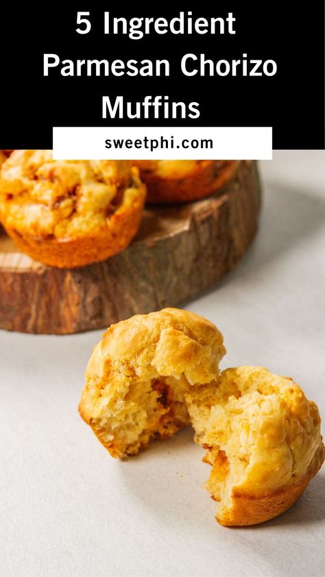 This 5 ingredient parmesan chorizo muffins recipe is a great snack, side dish or even an appetizer. Find the full recipe on the blog! Bowl Of Chili, Yummy Fall Recipes, Muffin Tin Recipes, Fall Snacks, Easy Appetizer Recipes, 5 Ingredient, Stew Recipes, Winter Food, Muffin Recipes