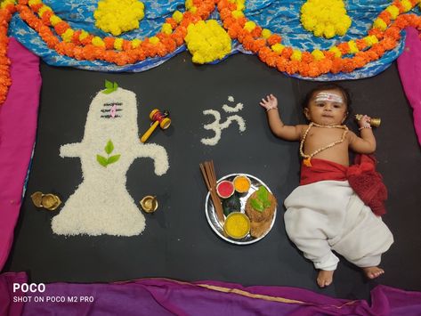 Shiv Baby Photoshoot Ideas, Shiva Theme Baby Photoshoot, Shivaratri Baby Photoshoot, Shivratri Baby Photoshoot, Funky Baby Clothes, Monthly Photoshoot, Born Baby Photos, Room Surprise, Shower Photos