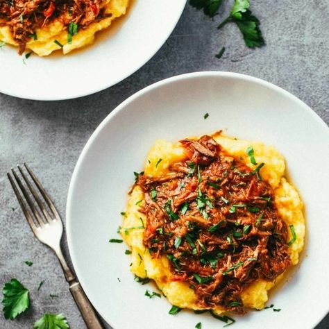 Crockpot Braised Beef, Braised Beef Ragu, Pinch Of Yum, Beef Ragu, Braised Beef, Polenta, Cooker Recipes, Slow Cooker Recipes, Pot Recipes