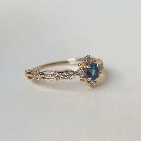 Creation Of The World, Cute Promise Rings, Pretty Engagement Rings, Cute Engagement Rings, Future Engagement Rings, Celebrity Engagement Rings, Spring Nail Designs, Engagement Rings For Women, Dream Engagement Rings