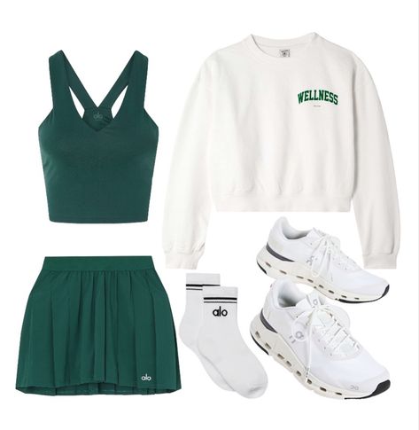 Green Sporty Outfits, Tennis Set Outfit, Skirt Workout Outfit, Tenis Outfits Sport Women, 90s Exercise Outfit, Exercise Skirt Outfit, Tennis Outfit Women Casual, Tennis Practice Outfit, Alo Outfit Ideas