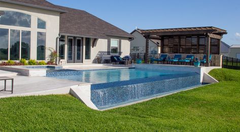 Why Build A Custom Infinity Pool? | Platinum Pools Small Infinity Pool, Infinity Pool Backyard, Pool Features, Pools Backyard Inground, Custom Swimming Pool, Backyard Small, Infinity Edge Pool, Natural Swimming Pools, Luxury Pools