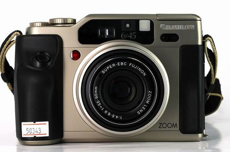 Best Film Cameras, Freeze Frame, Film Story, Photo Lens, Old Cameras, Popular Photography, Retro Photography, Underwater Photos, Old Camera