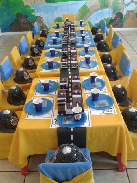 Police theme party-printables for a boys 4th Birthday Party. Police Bday Party Theme, Cops And Robbers Party, Policeman Birthday Party, Police Party Decorations, Policeman Party, Police Officer Party, Police Birthday Cakes, Police Themed Birthday Party, Boys 4th Birthday