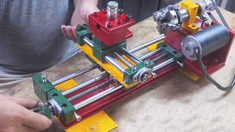 Mini Lathe Machine, Homemade Tools Metals, Micro Lathe, Homemade Lathe, Homemade Machine, Diy Lathe, Small Lathe, Diy Cnc Router, Metal Bending Tools