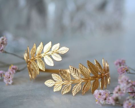 Gold Leaf Arm Cuff, Aphrodite Costume, Wedding Arms, Upper Arm Cuff Bracelet, Gold Arm Cuff, Upper Arm Cuff, Boho Bridal Jewelry, Arm Cuff Bracelet, Silver Leaf Bracelet