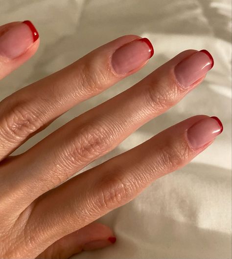 Nails french tip French Nails With Pink Base, Nails With Pink Base, Cherry Wine Nails, Red Tip Nails, Short French Tip Nails, Pink French Nails, Nails French Tip, Wine Nails, Squoval Nails