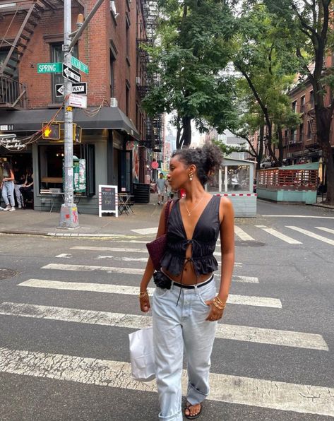 Casual Edgy Outfits, New York Instagram, September Fashion, Nyc Fits, Casual Edgy, Nyc Summer, Summer Holiday Outfits, Instagram Time, Summer Lookbook