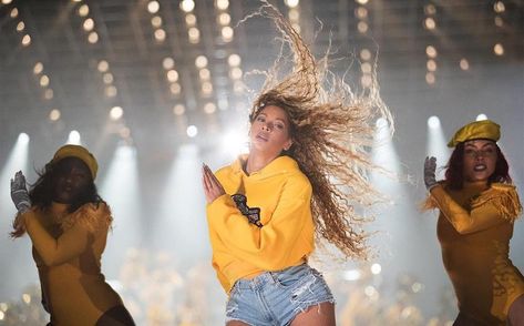 The natural-hair movement means well but adheres to a sense of naturalism incommensurate with the ingenious wonderland of black hair over the past century. Beyonce 2013, Beyonce Coachella, Coachella 2018, Blue Ivy Carter, Beyoncé Giselle Knowles-carter, Beyoncé Giselle Knowles, Beyonce And Jay Z, Beyonce Queen, Beyonce And Jay