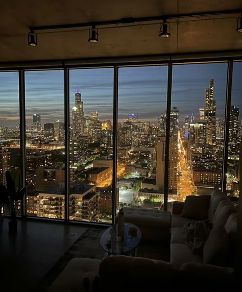 Nyc High Rise Apartment, New York Living Room, Nyc Apartment Aesthetic, Penthouse Aesthetic, New York Living, Toronto Apartment, Penthouse View, Aesthetic New York, Nyc Penthouse