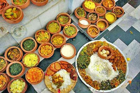 Food from Orissa, India. Lord Jagannath, Big Kitchen, Serving Food, Cooking Kitchen, Food Items, Chana Masala, Street Food, Indian Food Recipes, Free Food