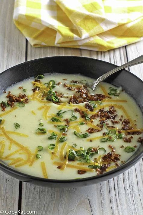 Cream Soups, Baked Potato Soup Recipe, Best Potato Soup, Making Baked Potatoes, Baked Potato Recipes, Baked Potato Soup, Turkey Soup, Copykat Recipes, Potato Soup Recipe