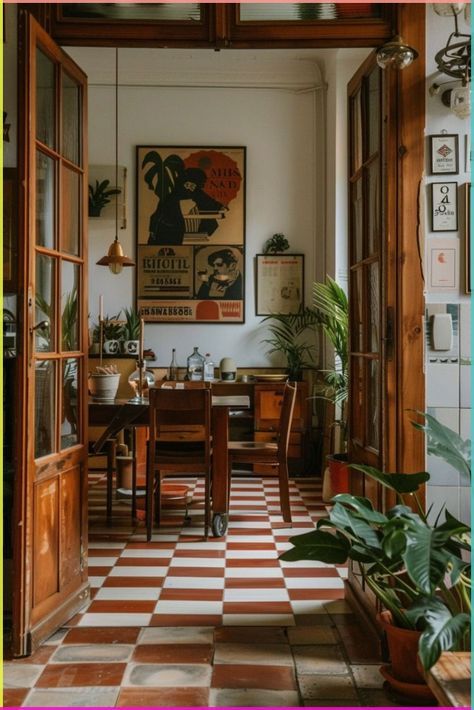 Old Townhouse Interior, International Modern Interior Design, Apartment Old Fashioned, Craftsman Aesthetic Interior, Art Deco House Aesthetic, History Interior Design, Italian Eclectic Interior, Vintage Italian Home Aesthetic, All Interior Design Styles