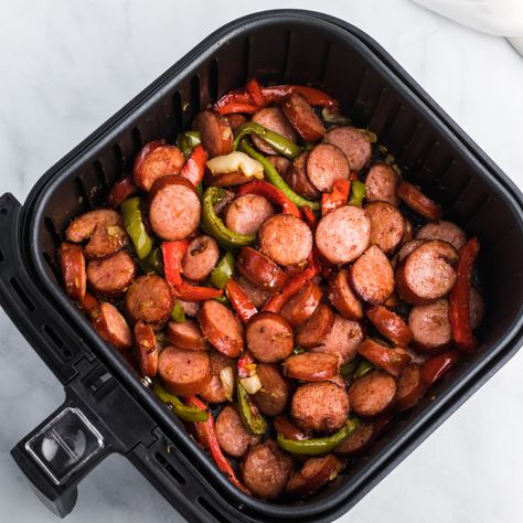 Air Fryer Sausage and Peppers Sausage Air Fryer, Air Fryer Sausage, Sausage And Peppers, Air Fryer Dinner Recipes, Air Fryer Recipes Easy, Air Fryer Recipes Healthy, How To Cook Sausage, Air Frying, Peppers Recipes