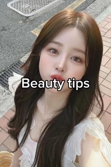 Beauty Tips Asian Beauty Hacks, Glow Ip Tips, Korean Glow Up Tips, Korean Beauty Hacks, Beauty Skincare Aesthetic, Skincare Face Masks, Logo Skincare, Glowing Skin Overnight, Skincare Photoshoot