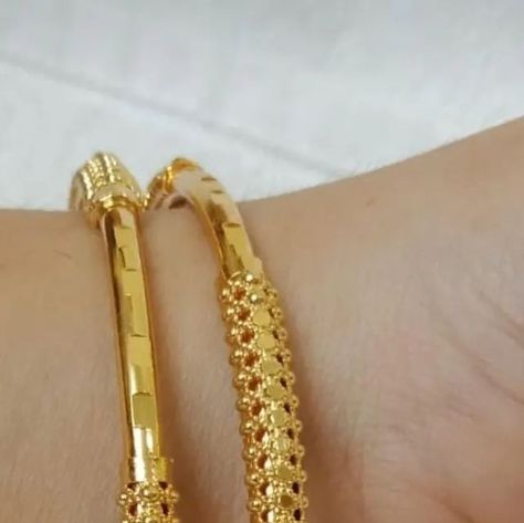 Birthday Photo Frame, Baby Bangles, Bangles Design, December 26, Gold Bangles Design, Jewellery Gold, Gold Jewelry Indian, Bangle Designs, Birthday Photo