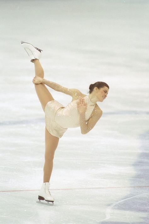 The Most Epic Olympic Ice Skating Costumes of All Time Olympic Ice Skating, Nancy Kerrigan, Skating Pictures, Ice Skating Costumes, Skating Costume, Ice Dancing, Figure Skating Outfits, Ice Skating Outfit, Sports Hall