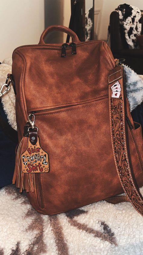 #backtoschool #backpack #western #college #collegelife #tooledleather #cowgirl #bookbag #school Country Backpacks For School, Western Brown Bags For Rodeo, Western Backpack, Western Bookbags, Western Saddle Blanket Purse, Western Books, Back To School, Backpacks