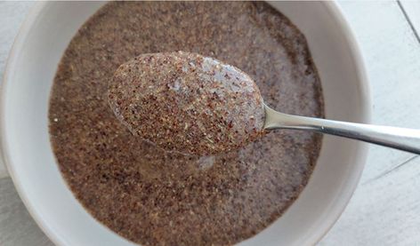 Ragi has been used for centuries by Indian mothers to prepare healthy and nutritious porridges for their children. Are you one of them? 🤚 #ragibenefits #Indianmoms #ragiforbabies #ragirecipe Looking for a simple ragi recipe along with health benefits to make up your mind - Ragi Recipe, Best Baby Cereal, Ragi Recipes, Rice Substitute, Lower Ldl Cholesterol, Formula Milk, Stopping Breastfeeding, Baby Cereal, Cardamom Powder