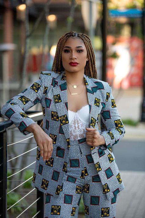 Ankara Blazers For Women, Ankara Suit, Ankara Jackets, Wax Jacket, Afrikaanse Mode, African Fashion Traditional, African Fashion Ankara, African Fashion Modern, African Fashion Women Clothing