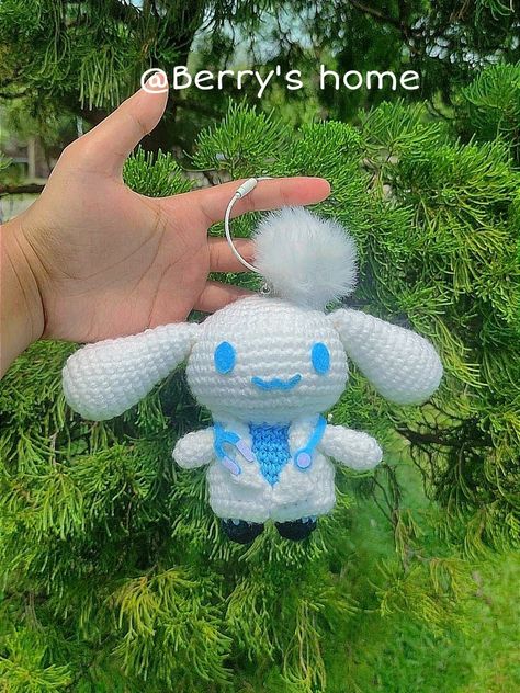 Crochet Cinnamoroll doctor keychain Crochet Cinnamoroll, Doctor Keychain, Crochet Ideas, Crochet