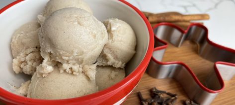 Make this festive Lite Gingerbread Ice Cream in the Ninja™ CREAMi™. Gingerbread Ice Cream, Pops Recipes, Lchf Dessert, Creami Recipes, Ice Cream Maker Recipes, Yogurt Ice Cream, Dairy Free Ice Cream, Homemade Ice Cream Recipes, Ninja Creami