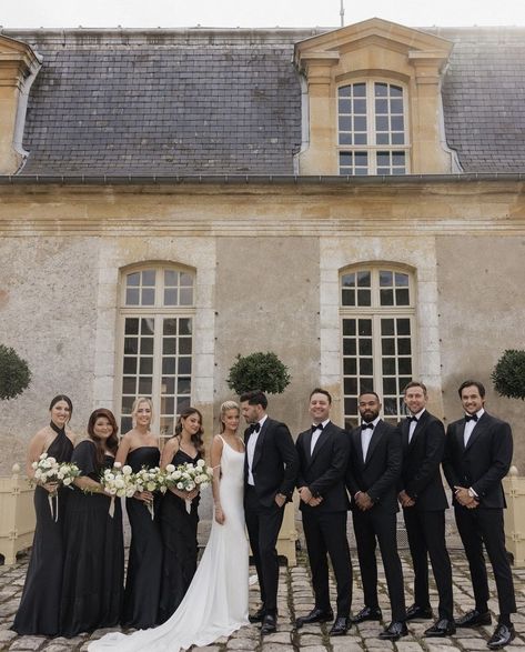 black bridesmaid dresses and black for groomsmen Hannah Godwin, Black And White Wedding Theme, France Wedding, Black Bridesmaid Dresses, Wedding Bridal Party, Classy Wedding, Bridesmaids And Groomsmen, Wedding Mood, Dreamy Wedding