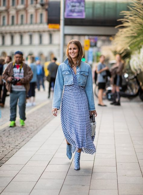 Stockholm Fashion Week, Hippie Mode, Denim Street Style, Boho Mode, Stockholm Street Style, Looks Street Style, Stockholm Fashion, Spring Street Style, Fashion Weeks