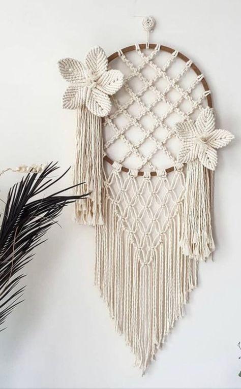 Macrame Circle, Simpul Makrame, Art Macramé, Pola Macrame, Macrame Wall Hanging Tutorial, Macrame Wall Hanger, Free Macrame Patterns, Macrame Plant Hanger Patterns, Macrame Knots Tutorial