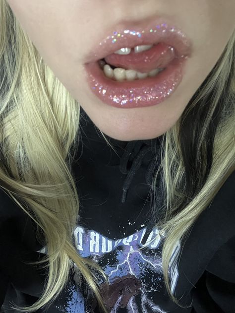 Lips, Blonde, Internet, Glitter, Energy, Tumblr, Memes, Hair, Art