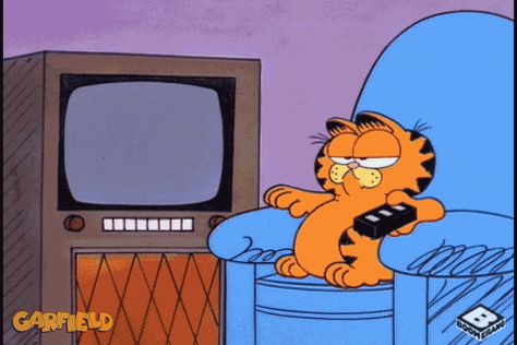 via GIPHY Garfield Gif, Game Gif, Garfield Wallpaper, Garfield Pictures, Garfield Images, Garfield The Cat, Garfield Cat, Garfield Comics, The Flintstones