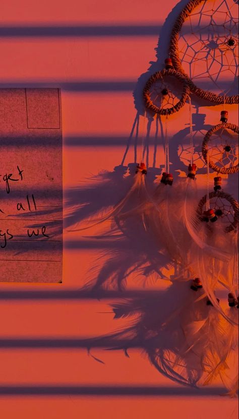 Dream Catcher Aesthetic Wallpaper, Dreamwalker Aesthetic, Khushi Core, Dream Catcher Aesthetic, Dream Catcher Wallpaper, Aesthetic Wallpaper Orange, Dreamlike Aesthetic, Dreamcatcher Aesthetic, Sunset Aesthetic Wallpaper