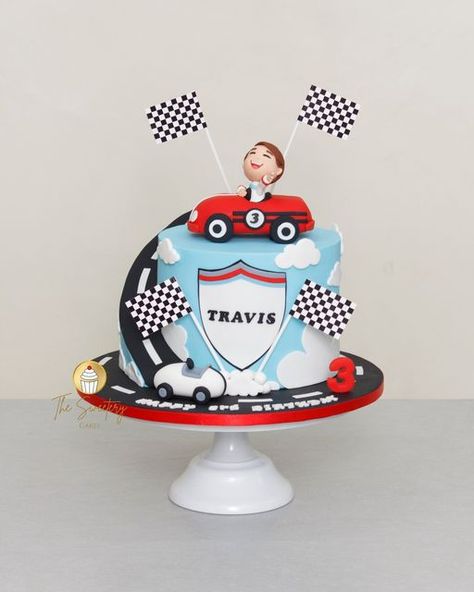 Vintage Car Birthday Cake, Racing Car Cake For Boys, Car Cake Birthday, Race Car Theme Cake, Vintage Race Car Cake, Vintage Car Cake, Racing Car Cake, Car Cakes For Boys, Race Car Cake