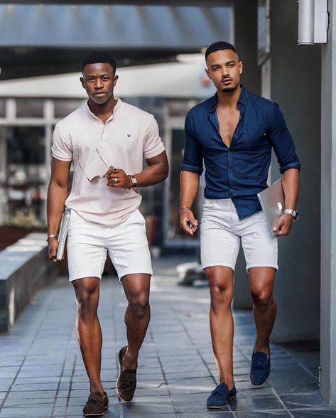 Cool Gents on Instagram: “Starting the week with clean summer looks ☀️👌, do you wear shorts normally? Comment your thoughts 💭.” Black Men Fashion Urban, Style Masculin, Black Men Fashion Casual, Mens Summer Outfits, Mens Casual Outfits Summer, Smen, Men Fashion Casual Shirts, Stylish Men Casual, Mens Fashion Smart