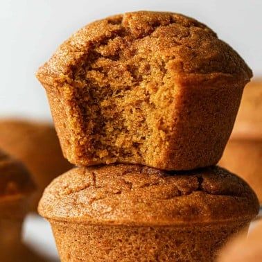 Memphis Outfits, Ww Pumpkin Muffins, Homemade Pumpkin Muffins, Best Pumpkin Muffins, Pumpkin Muffins Easy, Pumpkin Muffin Recipes, Pumpkin Smoothie, Pumpkin Spice Muffins, Pumpkin Bars