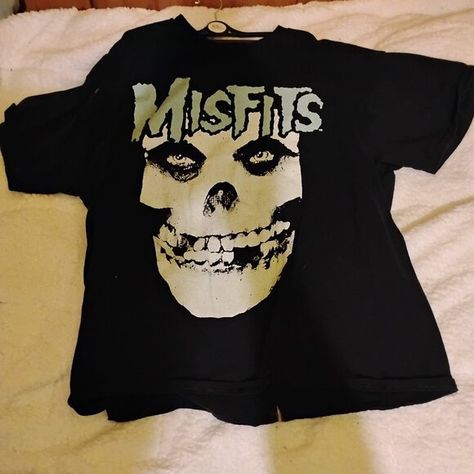 Mens Black XL Misfits Band Shirt Skull Logo Green Text Danzig Horror Misfits Shirt, Misfits Band, Text Shirt, Skull Logo, Band Shirt, Band Shirts, Band, ? Logo, Green