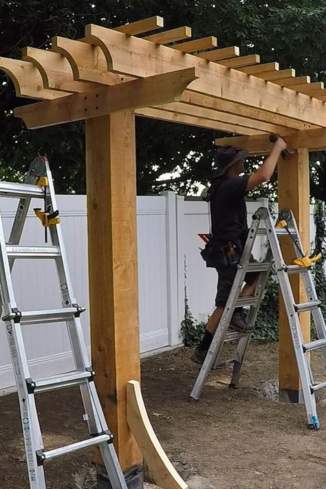 DIY Arbor Swing: Lattice Purlins & Beam Supports (Part 2) | Remodelaholic Rustic Arbors And Pergolas, Japanese Arbor Ideas, Arbor Plans How To Build, Single Post Pergola, Black Arbor Ideas, Fence Arbor Ideas, Wood Arbor With Gate, How To Build A Grape Arbor, Plant Arbors Trellis