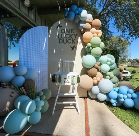 One Lucky Duck 🍀🦆✨ The blue gingham print, these colors, perfect *almost* fall weather, and the sweetest birthday boy made for the best 1st birthday along the river this weekend! And just call @alwaysinvited815 and @laurenashcookies the ultimate party dream team! Another perfectly color matched event in the books 🤩🥳 Duck Birthday Party Food, One Lucky Duck Birthday Cake, One Lucky Duck Birthday Party Food, Lucky Duck Birthday Party, One Lucky Duck Birthday Party, Lucky Duck Birthday, Duck Birthday Theme, Duck Birthday Party, One Lucky Duck