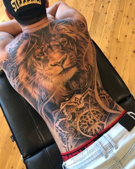 Mens Backpiece Tattoo, Lion Back Tattoo Men, Whole Back Tattoo, Tato Naruto, Lion Chest Tattoo, Lion Back Tattoo, Backpiece Tattoo, Skull Rose Tattoos, Lion Tattoo Sleeves