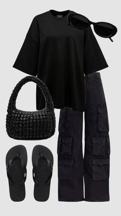 All Black Summer Outfit 🫶🏻 #copenhageninspo #copenhagenstyle #matildadjerf #aesthetic #flipflops #havaianas #cph #scandinavia Havaianas Outfit, Black Summer Outfits, Denver Fashion, Effortlessly Chic Outfits, Casual School Outfits, Fashion Wishlist, Outfit Aesthetic, Lookbook Outfits, Retro Outfits