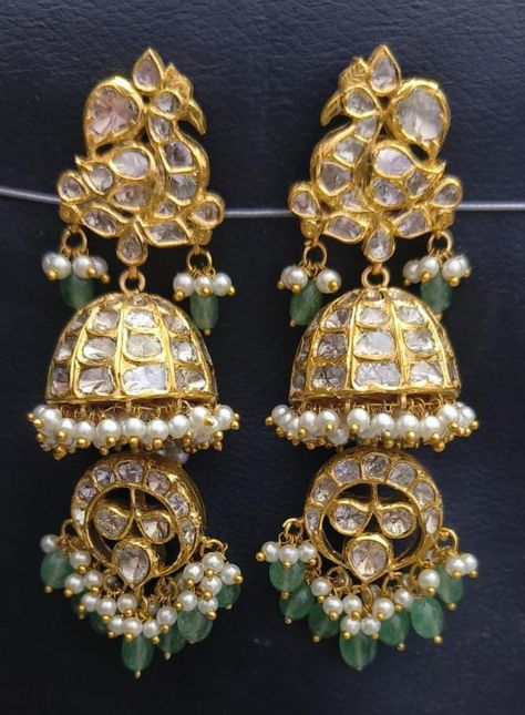 Kundan Meena Diamond polki Jhumki set Polki Jhumki Earrings, Desi Jewelry, Gold Jewellry, Jhumki Earrings, Polki Jewellery, Bridal Gold Jewellery Designs, Gold Earrings Designs, Bridal Gold Jewellery, Bride Jewellery