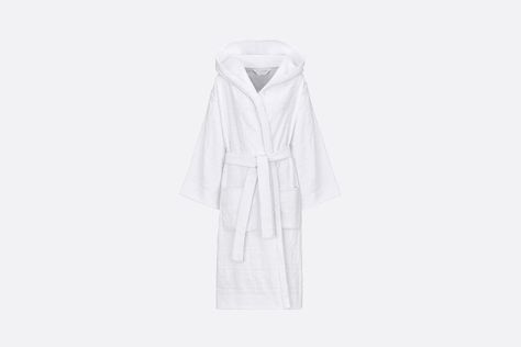 Bathrobe White Cannage 30 Montaigne | DIOR Montaigne Dior, Christian Dior Fashion, Maria Grazia Chiuri, Christian Dior Couture, Dior Beauty, Dior Fashion, Maria Grazia, Dior Couture, Boutique Online