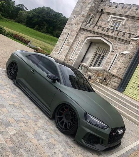 Green Audi, Tt Car, Mercedes Benz Sedan, New Car Photo, Audi Sports Car, Luxury Cars Audi, Audi Rs5, Audi S5, Car Designs