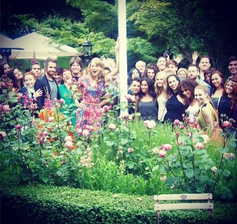 taylor swift and lorde at her 24th birthday party Swift Taylor, 24th Birthday, Swift Photo, The Lucky One, Madison Square, Taylor Swift Fan, Taylor Swift Lyrics, Live Taylor, Swift 3