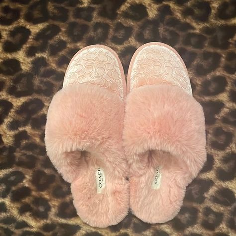 Pink Coach Slippers Coach Slippers, Coach Shoes, Slippers, Pink, Closet, Fashion Tips, Clothes Design