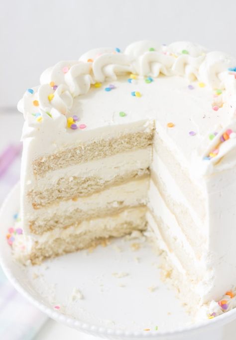 Classic Vanilla Bean White Layer Cake - a soft, fluffy and delicious vanilla cake recipe perfect for any birthday celebration. Delicious Vanilla Cake Recipe, Homemade White Cakes, Vanilla Sheet Cakes, Nursing Cake, Vanilla Birthday Cake, White Cake Recipe, Preppy Kitchen, Torte Cupcake, Slow Cooker Desserts